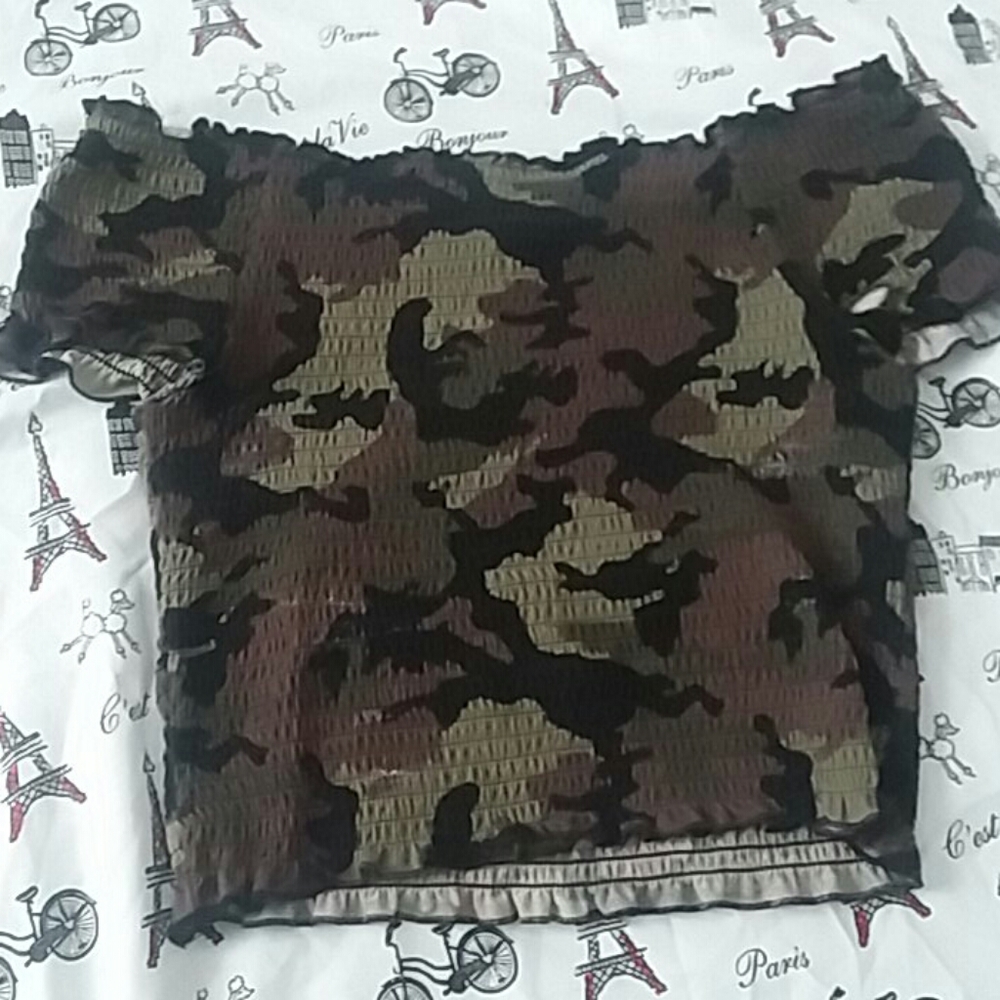 I'm selling a shirt